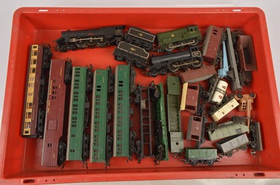 Lot 10 - Tri-ang 00 gauge Locomotives coaches wagons and track (qty)