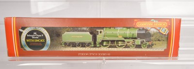 Lot 106 - Hornby 00 gauge Schools class Locomotive in original box (1)