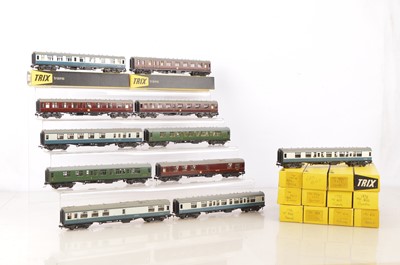 Lot 183 - Late TTR 00 Gauge plastic-bodied Coaching Stock