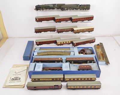 Lot 217 - Hornby-Dublo 00 Gauge 3-Rail LMS Passenger Train Set and BR Locomotives and tenders and various Coaches