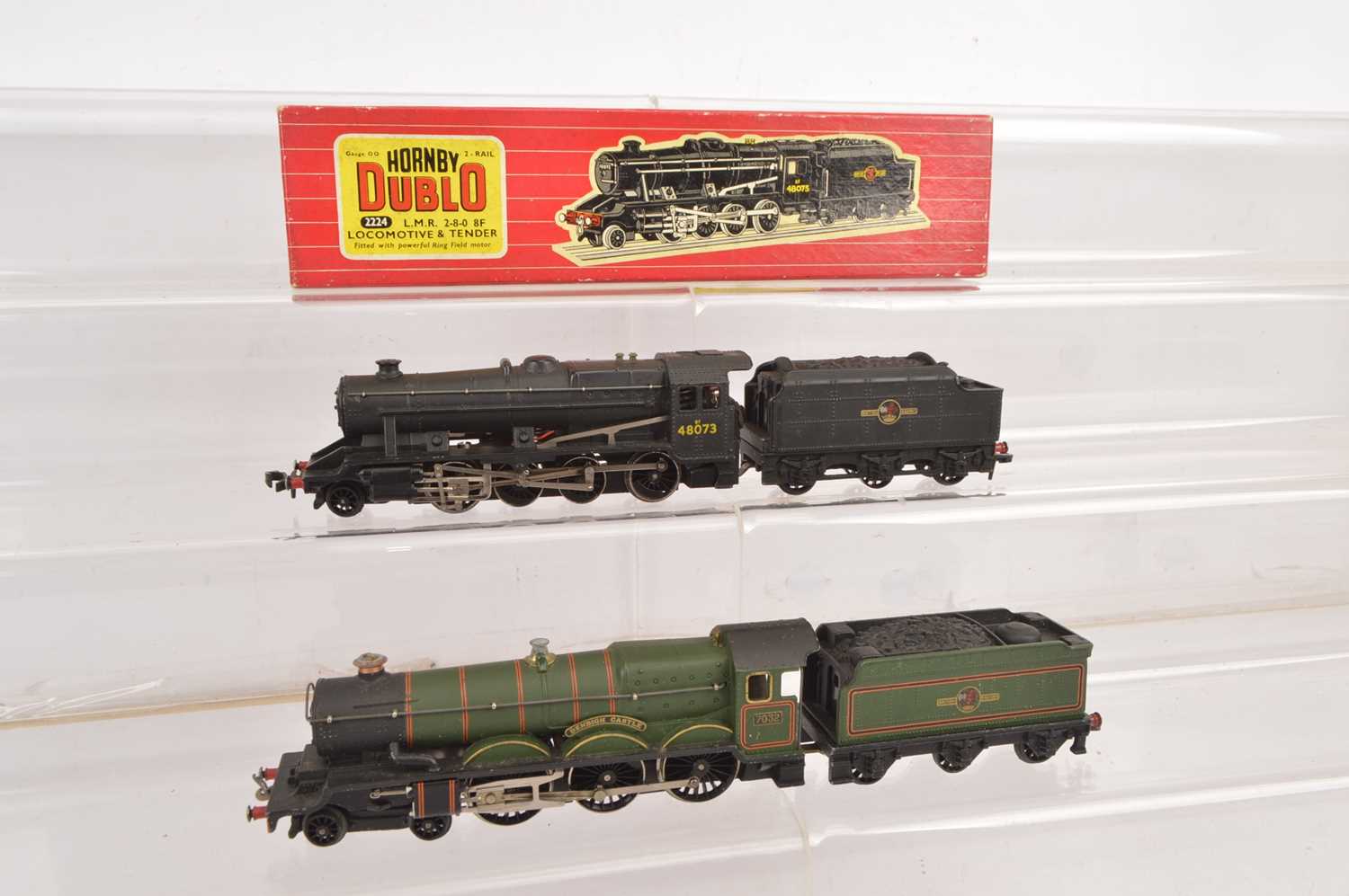 Lot 234 - Hornby-Dublo 00 Gauge 2-Rail BR Steam Locomotives and Tenders