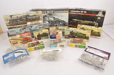 Lot 247 - Kitmaster Dapol Airfix and other 00/H0 gauge plastic  unbuilt Locomotives and wagon kits in original packaging (18)