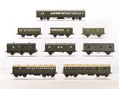 Lot 256 - Kitbuilt 00 Gauge Southern Railway green Coaches and Utility/Luggage/Guards Vans (9)