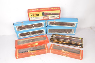 Lot 292 - Tri-ang Hornby Mainline  Airfix 00 gauge BR and LMS  Coaches maroon in original boxes (10)