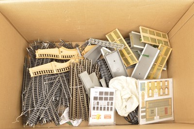 Lot 293 - Hornby Peco Ratio 00 gauge Buildings Kits Track and accessories (qty)
