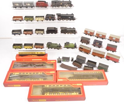 Lot 297 - Tri-ang Hornby Dublo Rivarossi Trix Wrenn 00 gauge  Locomotives wagons and coaches (42)