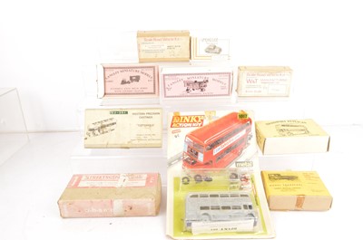 Lot 304 - White metal 00 gauge Road Transport kits in original boxes some part assembled (12)