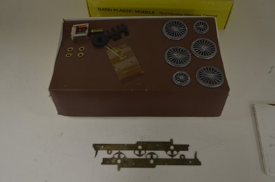 Lot 305 - White metal 00 gauge Locomotive kits in original boxes with numerous metal accessories (qty)