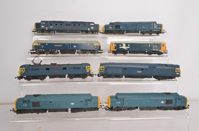 Lot 326 - Lima Hornby 00 gauge Diesel and Electric Locomotives  BR Blue livery (8)