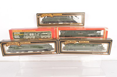 Lot 328 - Hornby Mainline 00 gauge Diesel Locomotives  BR Green livery in original boxes (5)