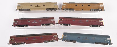 Lot 336 - Hornby Lima Lilliput Western class 52 Diesel Locomotives (6)