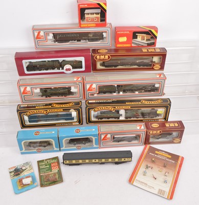 Lot 349 - Lima Dapol Mainline  and other 00 gauge Locomotives with tenders Coaches and vans  in original boxes (16)