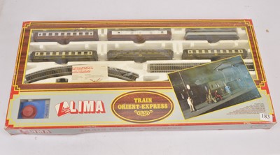 Lot 406 - Lima Orient Express train set in original box (1)