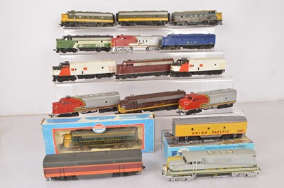 Lot 414 - Athern  Model Power and other H0 gauge Diesel  locomotives (16)