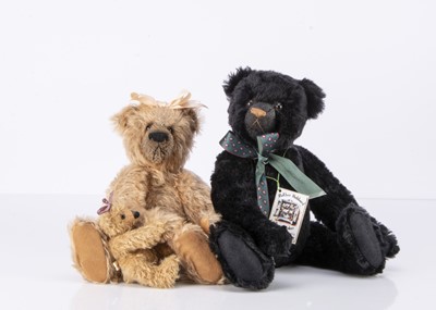 Lot 30 - Two artist teddy bears