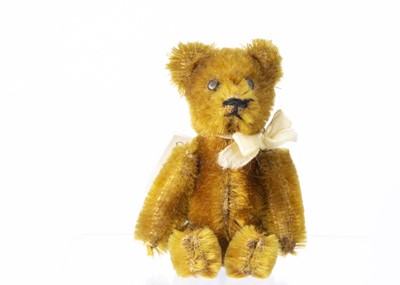 Lot 37 - A post war miniature Schuco teddy bear