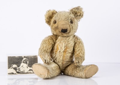 Lot 44 - A 1930's Merrythought teddy bear with provenance