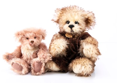 Lot 121 - Two artist teddy bears