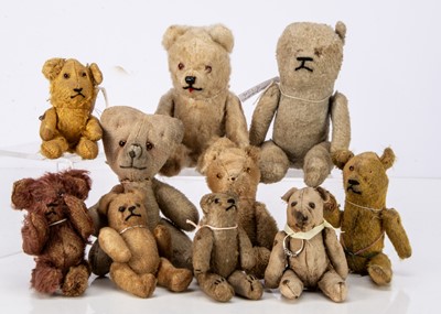 Lot 146 - Ten small German post-war pin-jointed teddy bears
