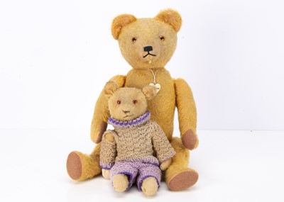 Lot 154 - Two 1930s German  teddy bears