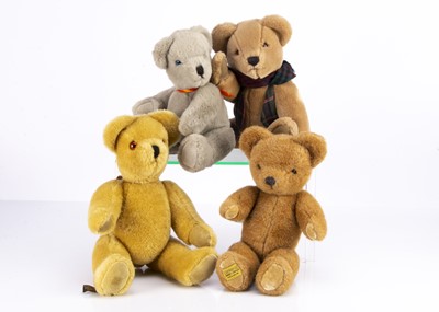 Lot 194 - Four collectors teddy bears.