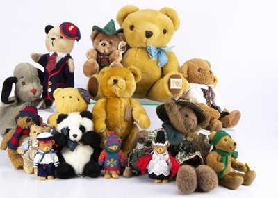 Lot 196 - Fifteen collectors/ manufactured teddy bears