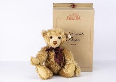 Lot 211 - A Steiff limited edition Year 2000 teddy bear
