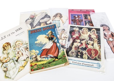 Lot 263 - A large quantity of paper doll sets and books