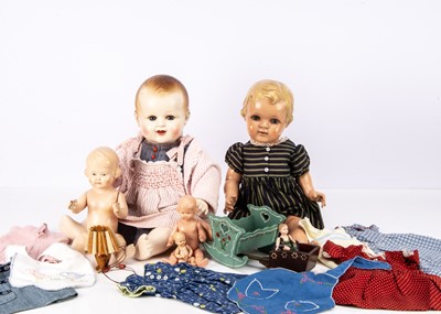 Lot 269 - Various dolls