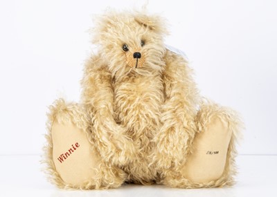 Lot 301 - A limited edition Cambrian Bears Ltd artist teddy bear by Diane Morris