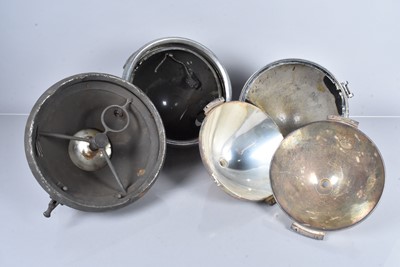 Lot 547 - A group of various part automotive lamps