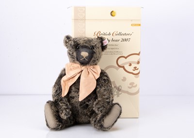 Lot 369 - A Steiff limited edition British Collectors teddy bear 2007 "Old Black Bear"