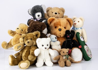Lot 419 - Ten modern and collectors teddy bears