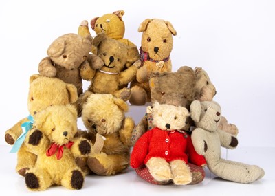Lot 443 - Various unjointed teddy bears