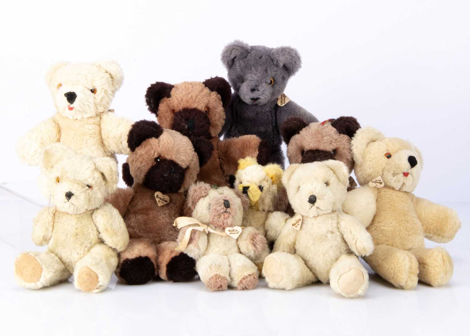 Lot 448 - Ten Shanghai doll factory teddy bears