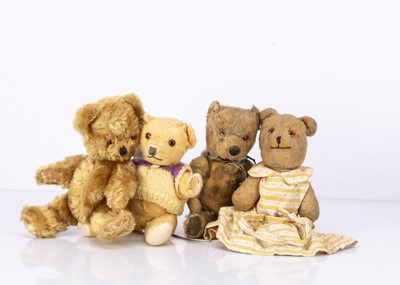 Lot 501 - Four small teddy bear friends