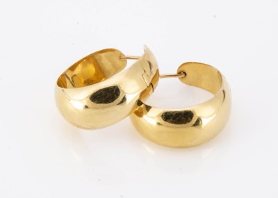 Lot 94 - A pair of yellow metal cuffs