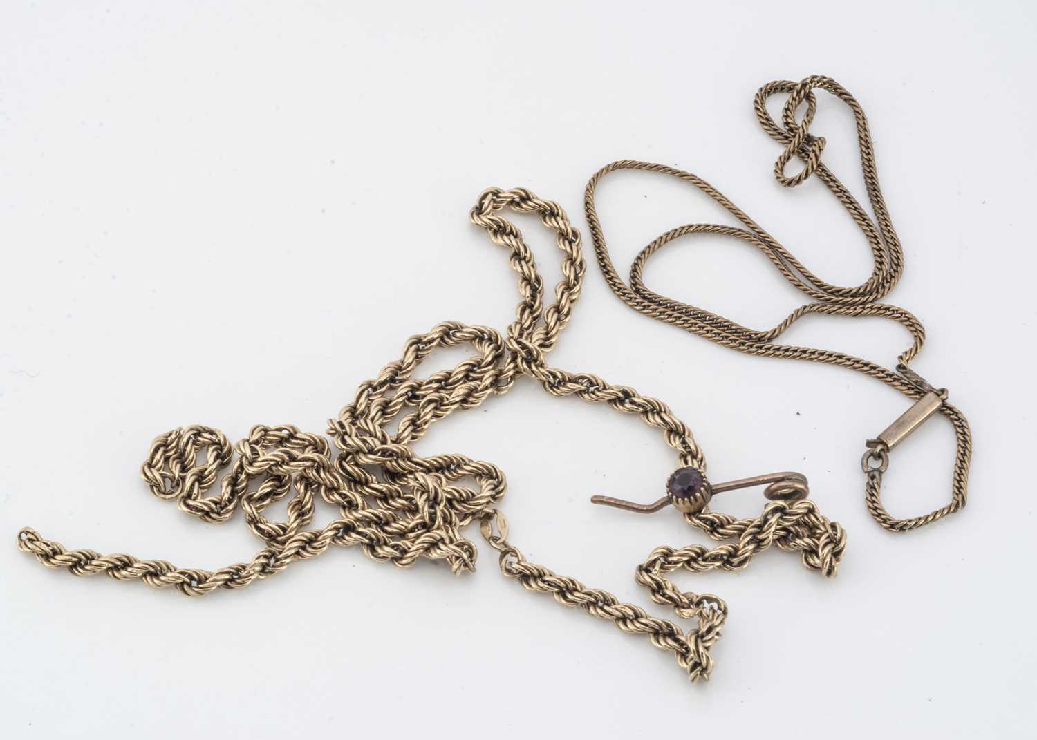 Lot 150 - A collection of 9ct gold chains