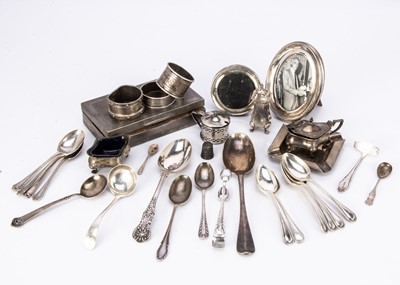 Lot 270 - A collection of Victorian and 20th century silver items