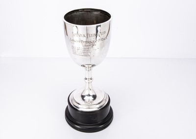 Lot 329 - A George V silver presentation goblet trophy