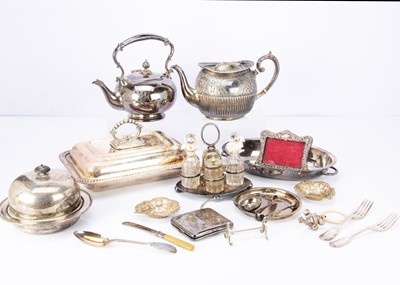Lot 339 - A collection of silver plate