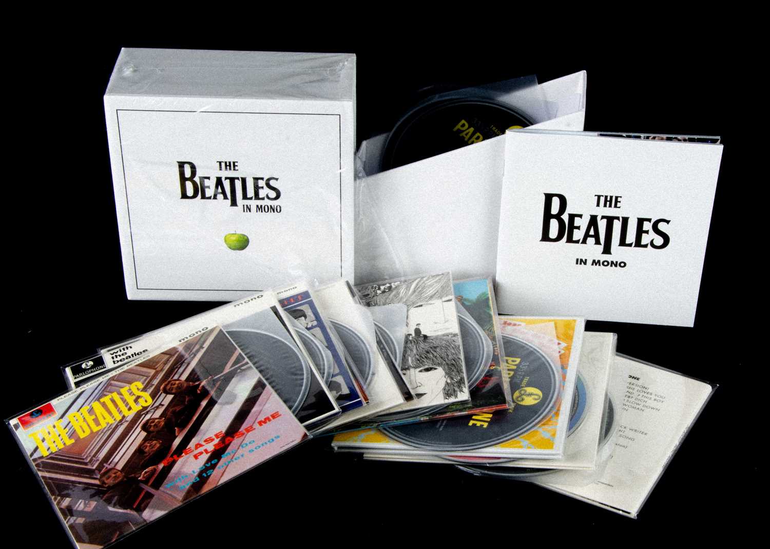 Lot 316 - The Beatles Box Set,