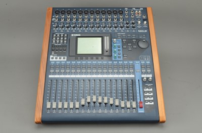 Lot 589 - Yamaha Mixing Console