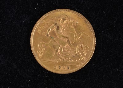 Lot 17 - A George V Gold Half Sovereign