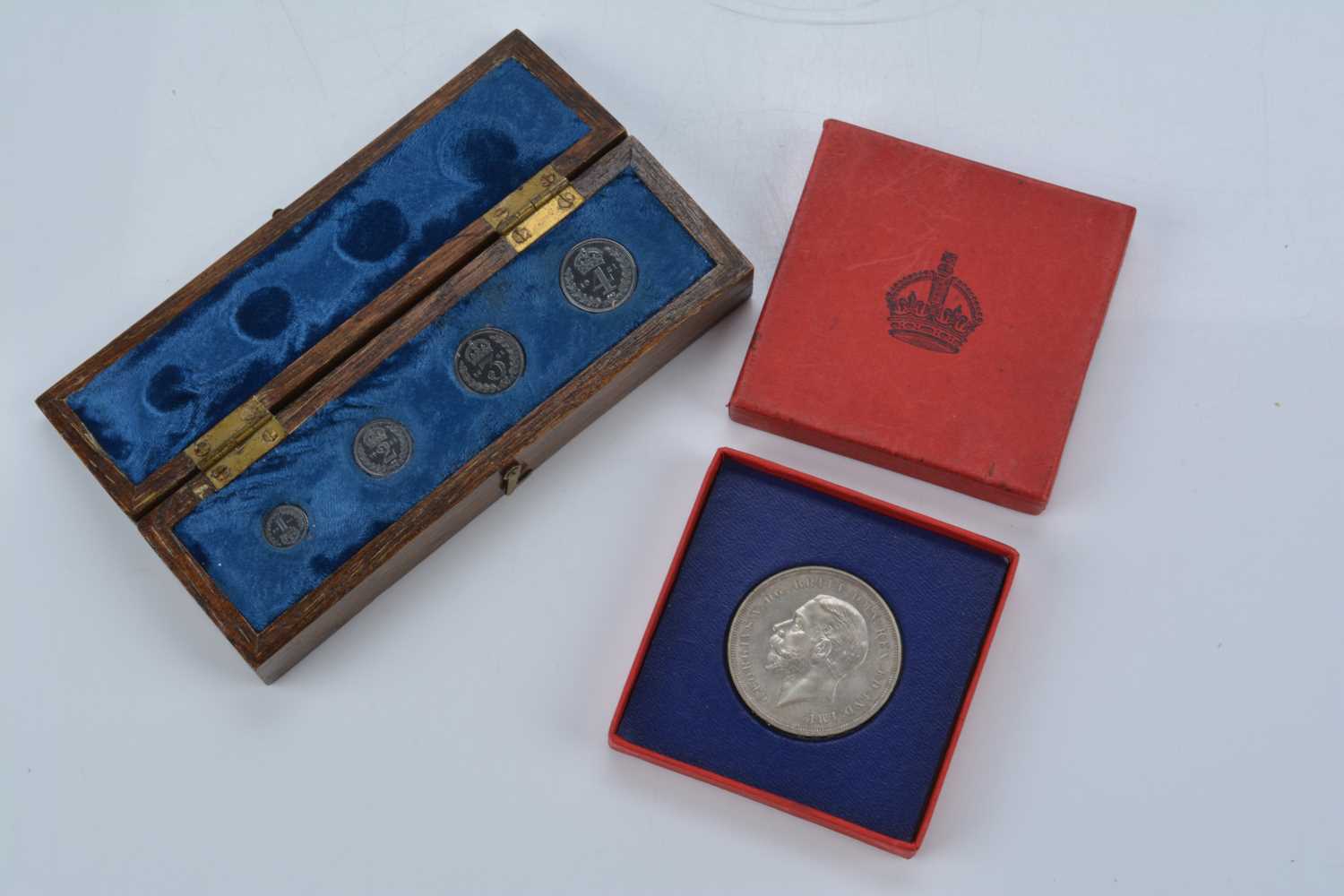 Lot 95 - A 1951 George VI Maundy set