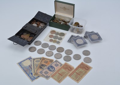 Lot 100 - A small Collection of world Coinage