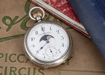 Lot 50 - A nice early 20th century silver pocket watch from Edwards & Sons