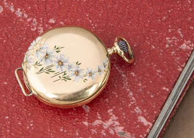 Lot 55 - An Edwardian 18ct gold lady's pocket watch