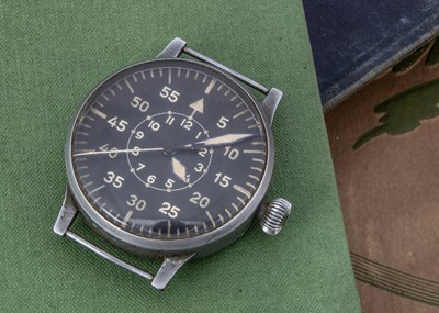 Lot 76 - A WWII period Laco German pilot's watch