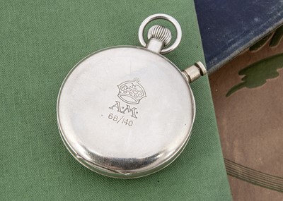 Lot 81 - A British military issue stopwatch